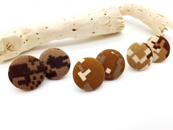 Preview: Stoff Muster Ohrstecker braun