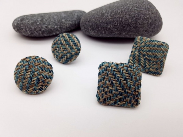 Stoff Muster Ohrstecker blau grau